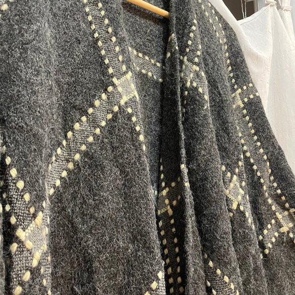 Grey Stitched Blanket Shawl - Picture 2 of 3